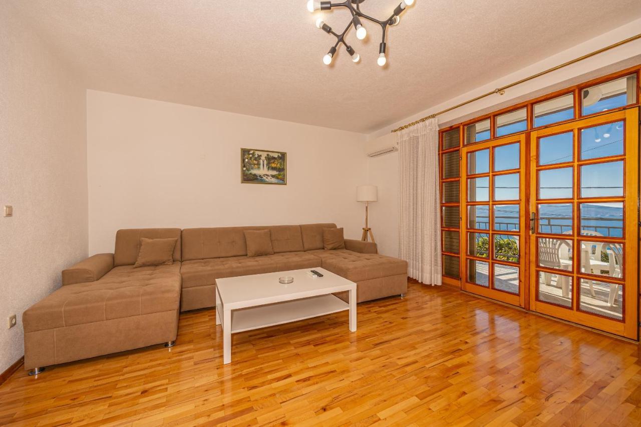 Apartments Francoise Crikvenica Esterno foto
