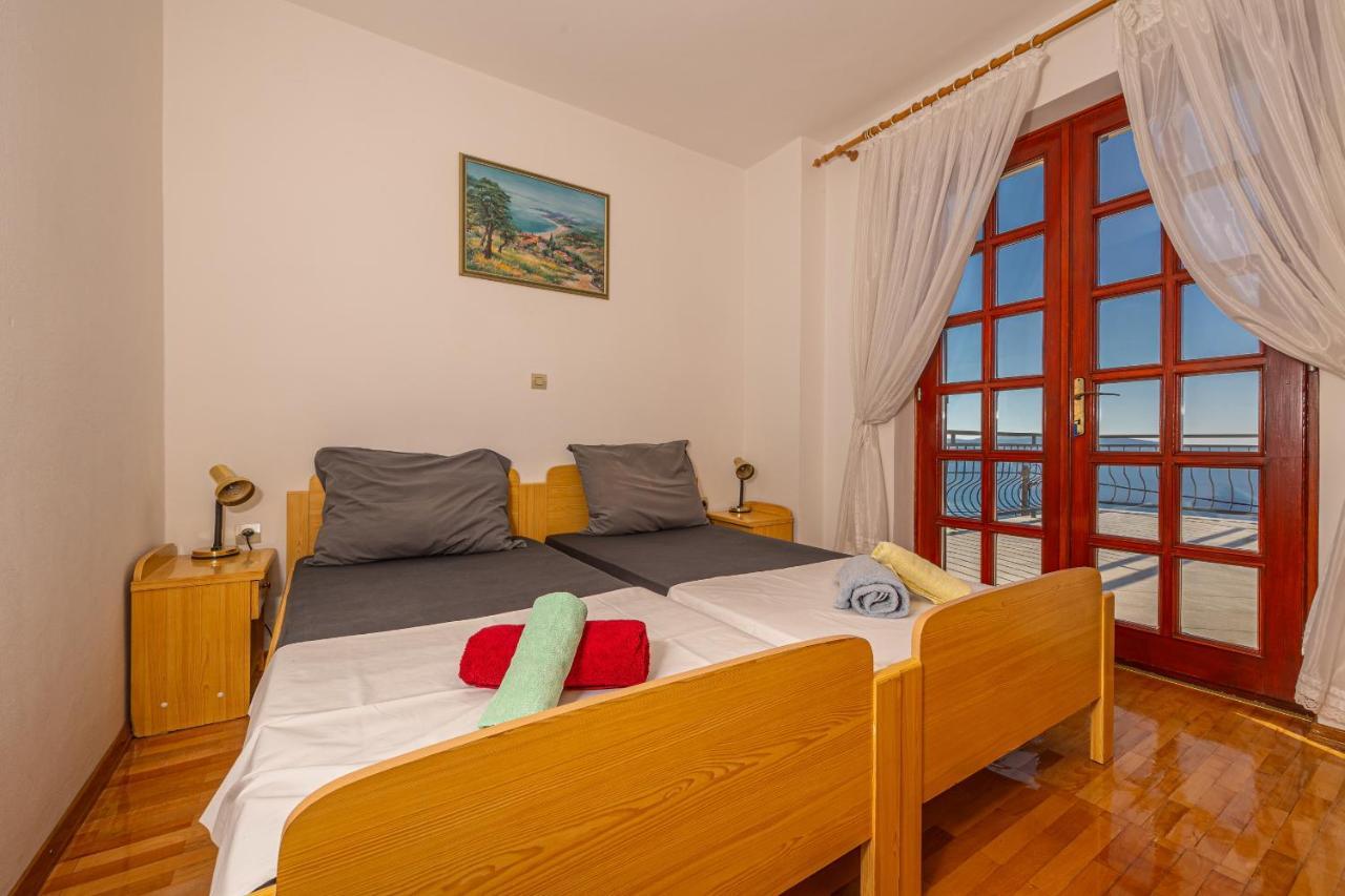 Apartments Francoise Crikvenica Esterno foto