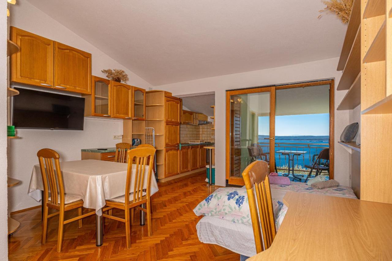 Apartments Francoise Crikvenica Esterno foto