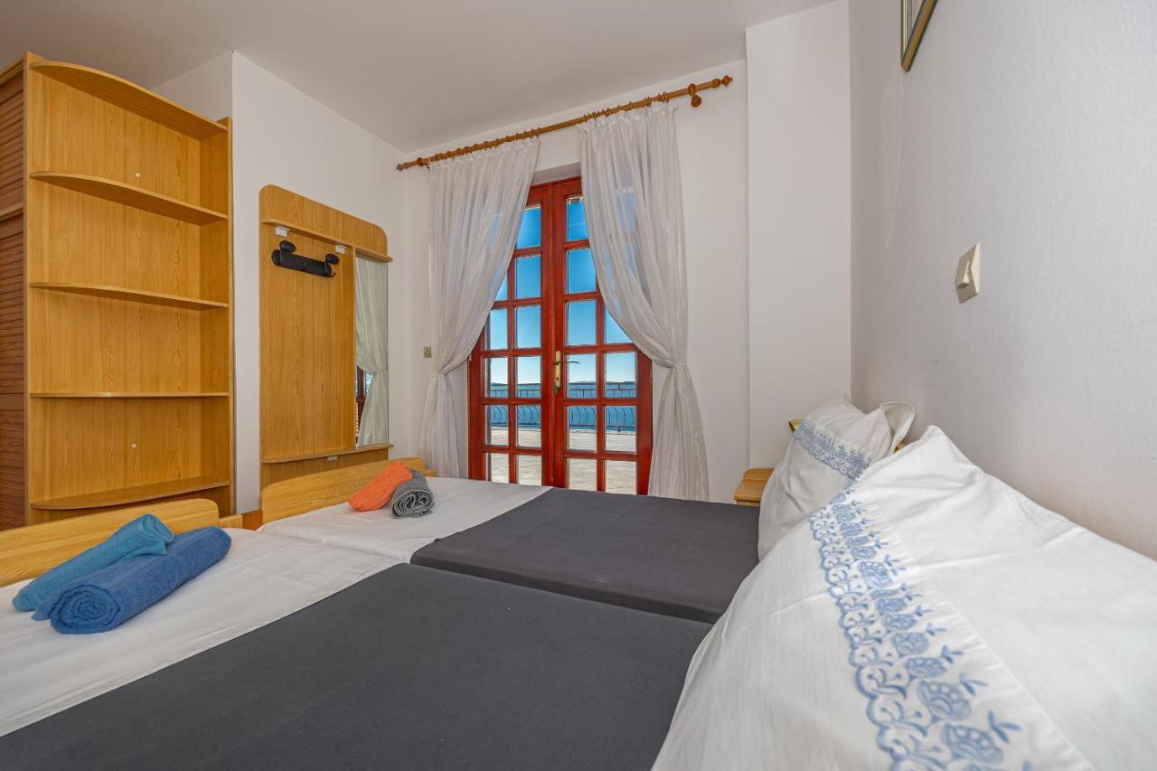 Apartments Francoise Crikvenica Esterno foto