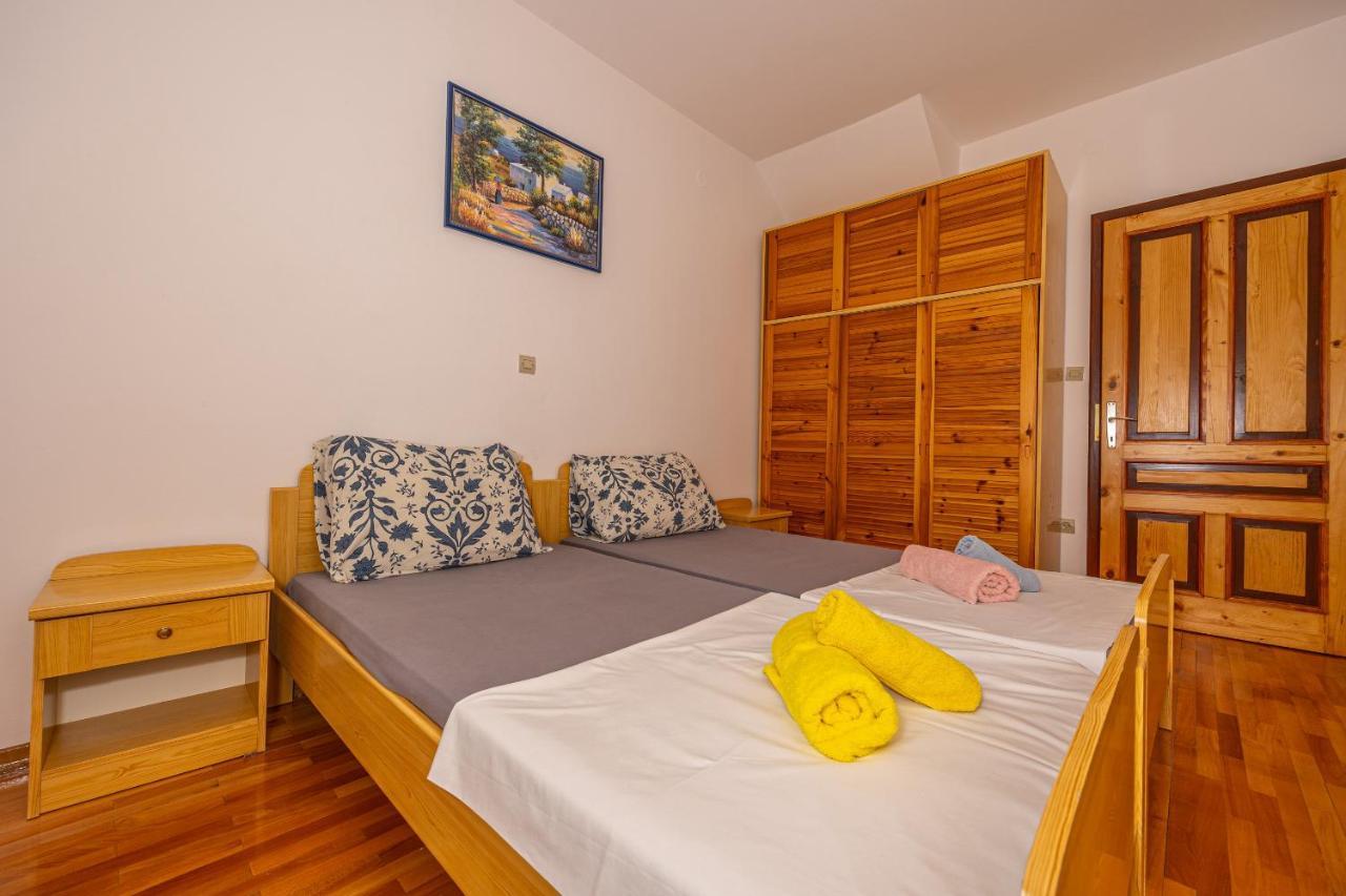 Apartments Francoise Crikvenica Esterno foto
