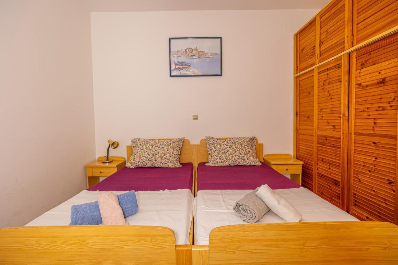 Apartments Francoise Crikvenica Esterno foto