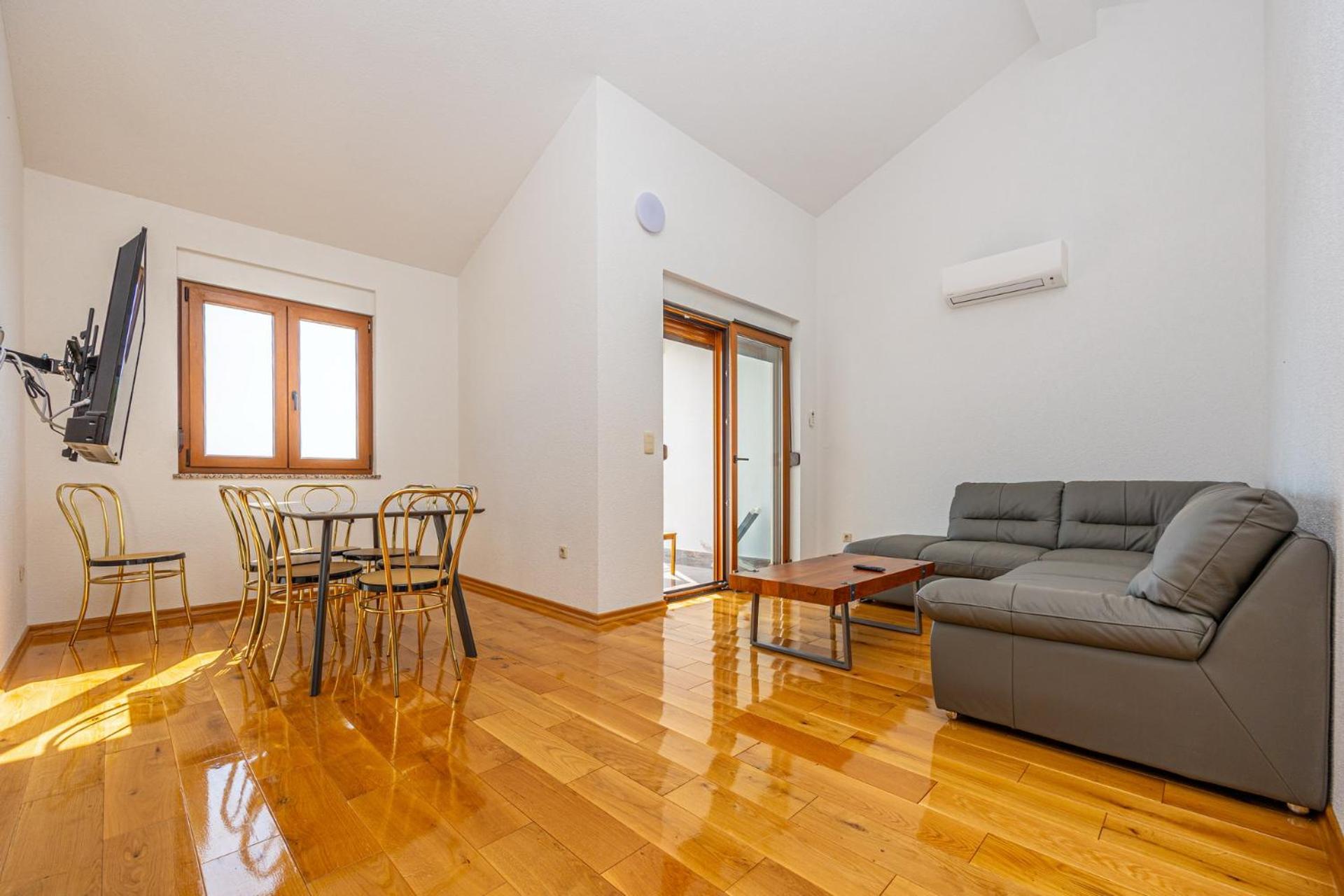 Apartments Francoise Crikvenica Esterno foto